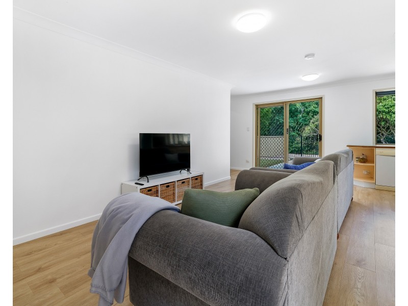1 Castile Crescent, Holmview QLD 4207