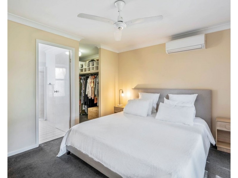 305 Central Street, Arundel QLD 4214