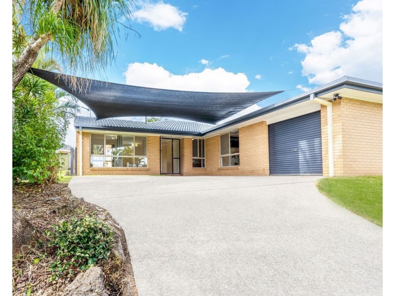 305 Central Street, Arundel QLD 4214
