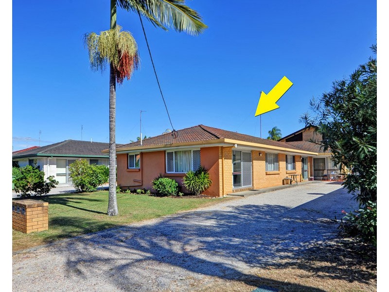 1/20 Parneno Street, Chevron Island QLD 4217
