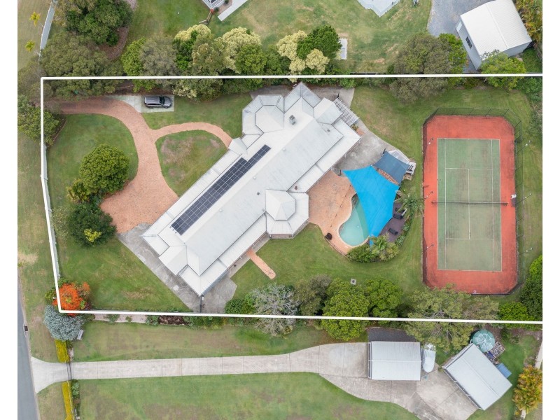 31 Riverdowns Crescent, Helensvale QLD 4212