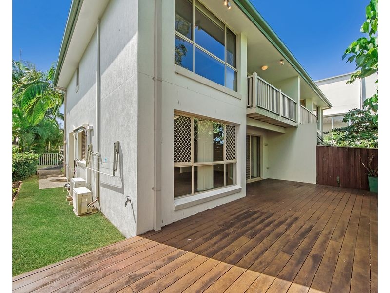 3/50 Blake Street, Southport QLD 4215