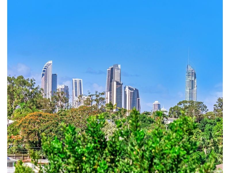 3/50 Blake Street, Southport QLD 4215