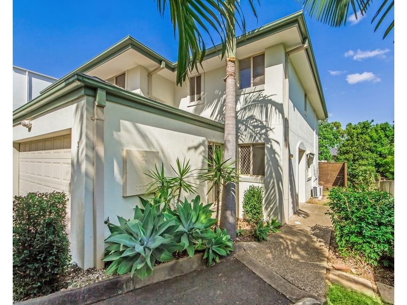 3/50 Blake Street, Southport QLD 4215