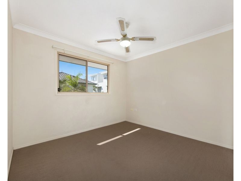 3/50 Blake Street, Southport QLD 4215