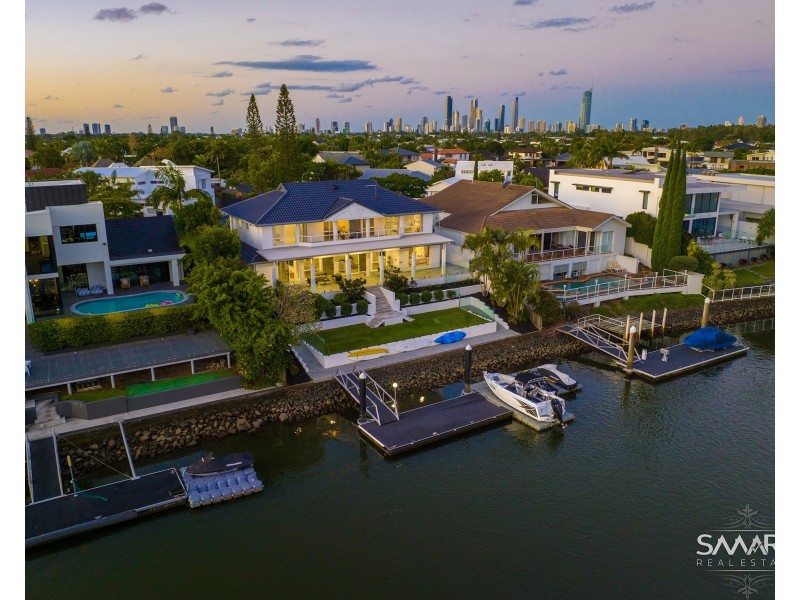 15 Donegal Crescent, Sorrento QLD 4217