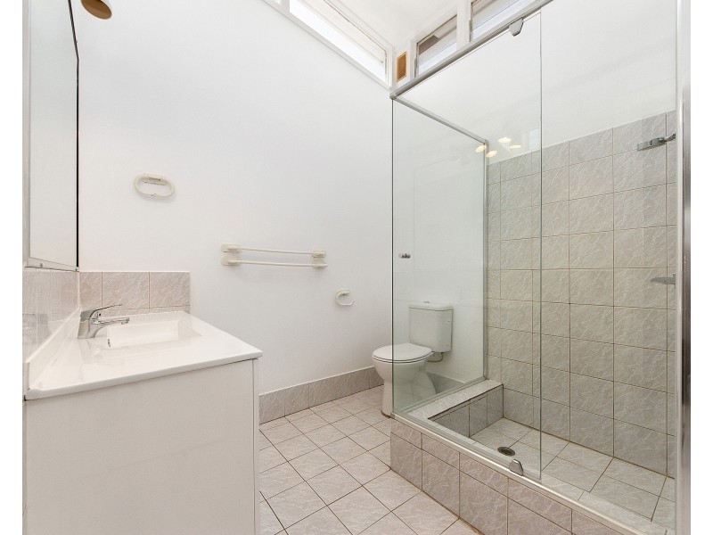 161 Musgrave Avenue, Labrador QLD 4215