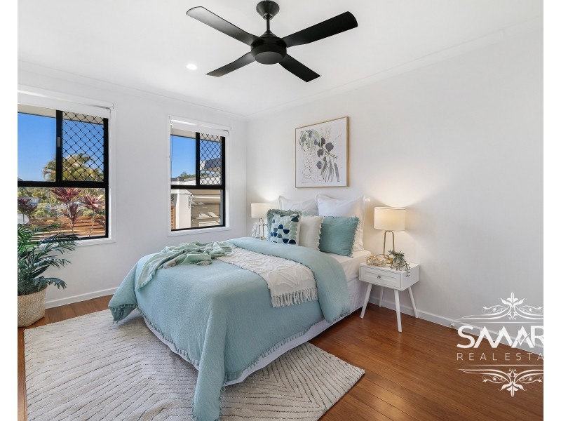 10 Ocean View Street, Benowa QLD 4217