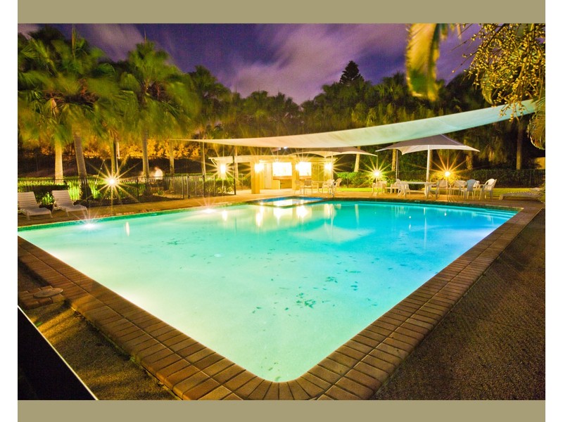 8488 Magnolia Drive East, Hope Island QLD 4212