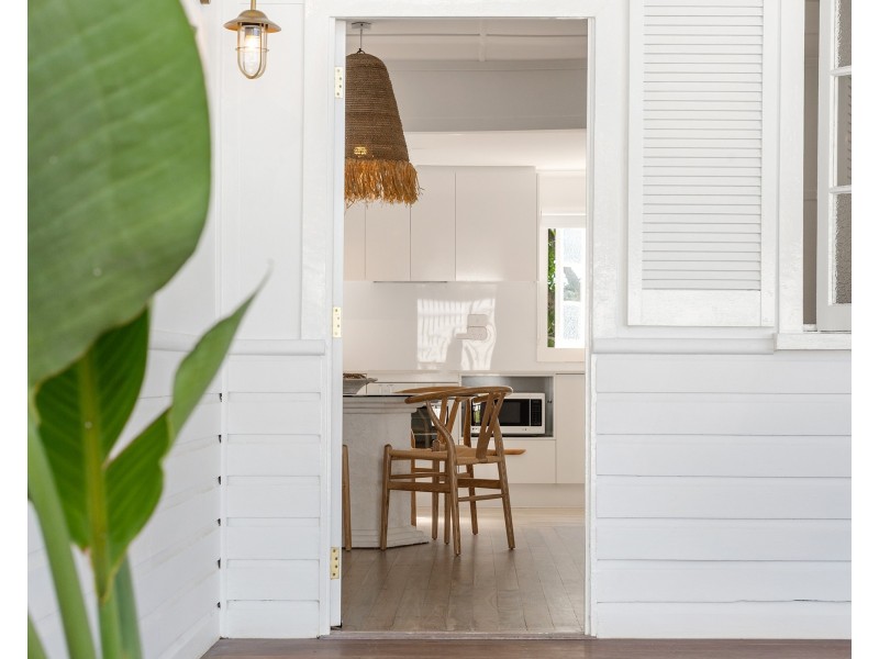 11 Kingsley Street, Labrador QLD 4215