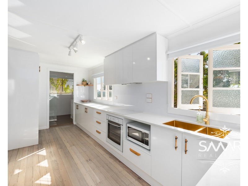 11 Kingsley Street, Labrador QLD 4215