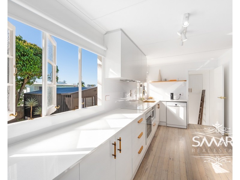 11 Kingsley Street, Labrador QLD 4215