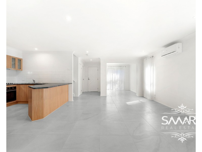 4/63 Muir Street, Labrador QLD 4215