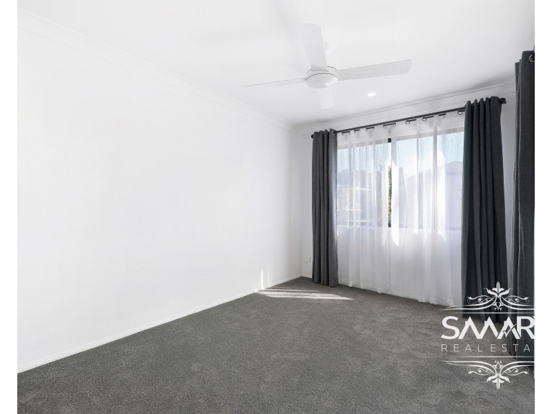 4/63 Muir Street, Labrador QLD 4215