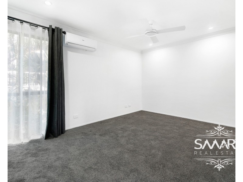 4/63 Muir Street, Labrador QLD 4215