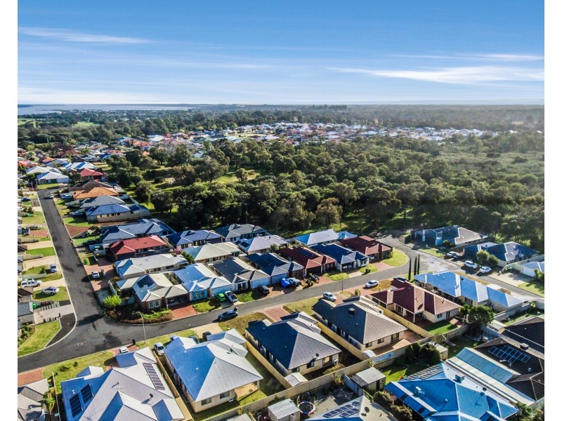 11 Newman Street, Glen Iris WA 6230