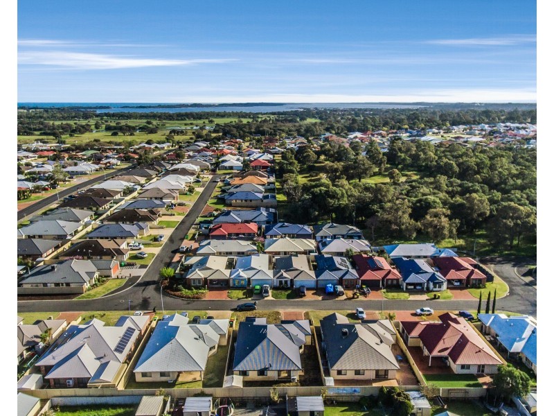 11 Newman Street, Glen Iris WA 6230