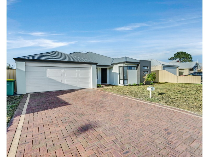 11 Newman Street, Glen Iris WA 6230