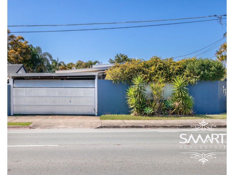 33 Heydon Avenue, Labrador QLD 4215