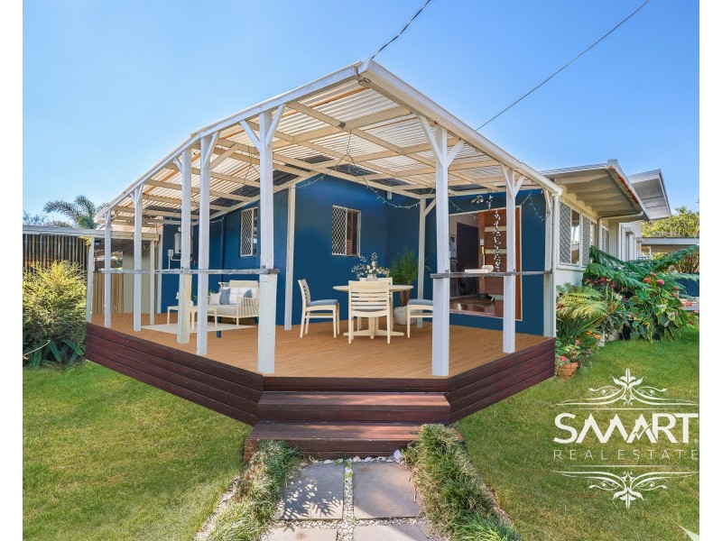 33 Heydon Avenue, Labrador QLD 4215