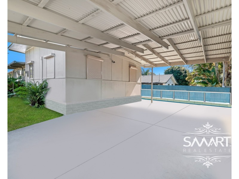 33 Heydon Avenue, Labrador QLD 4215