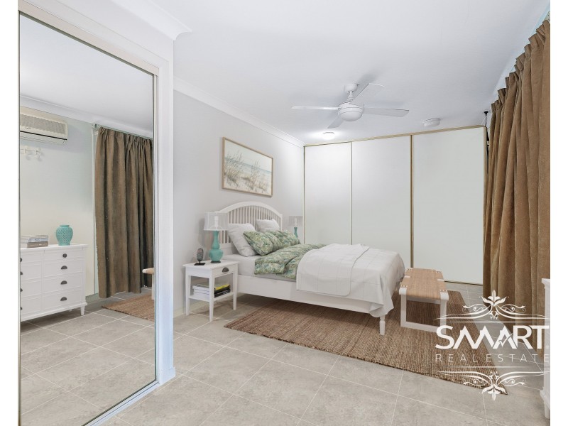 33 Heydon Avenue, Labrador QLD 4215