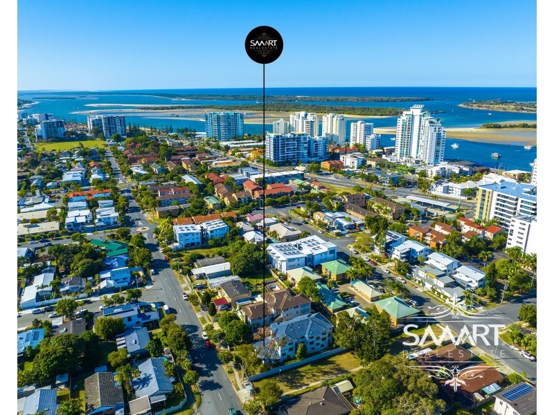 1/129 Muir Street, Labrador QLD 4215