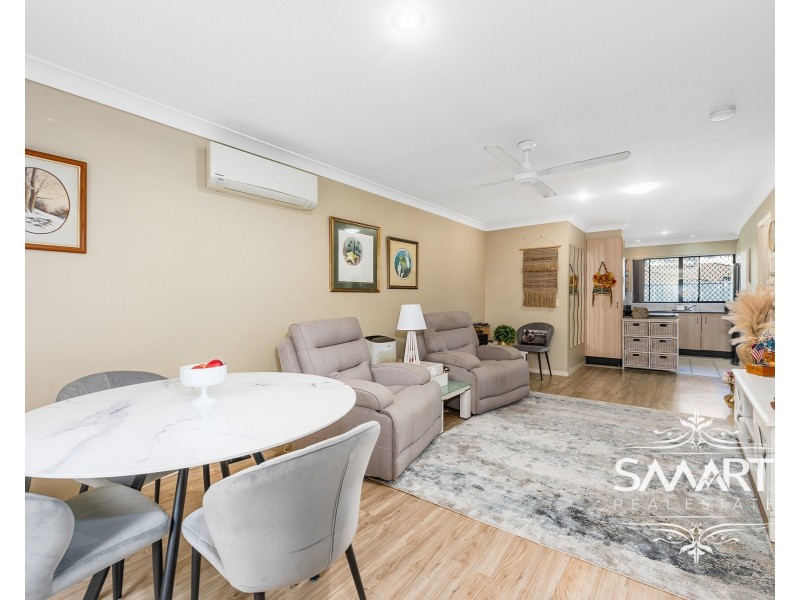 1/129 Muir Street, Labrador QLD 4215
