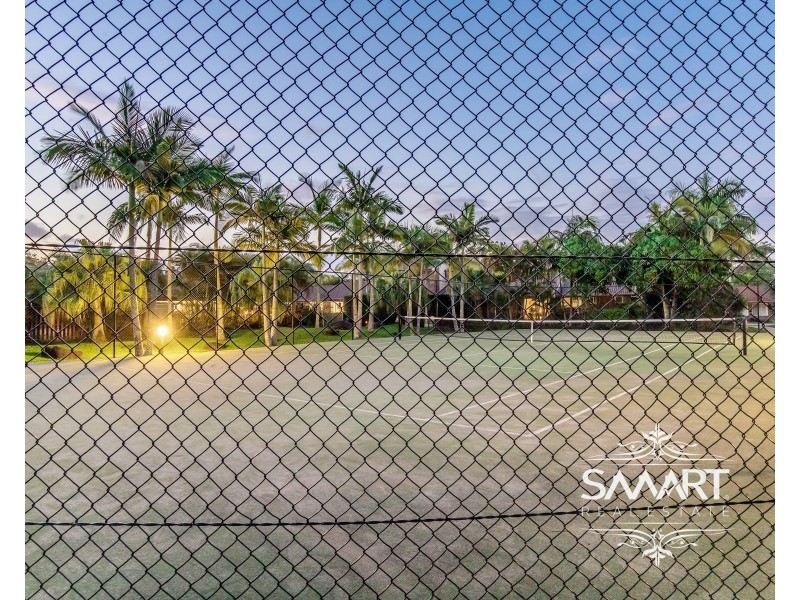 129/97 Edmund Rice Drive, Southport QLD 4215