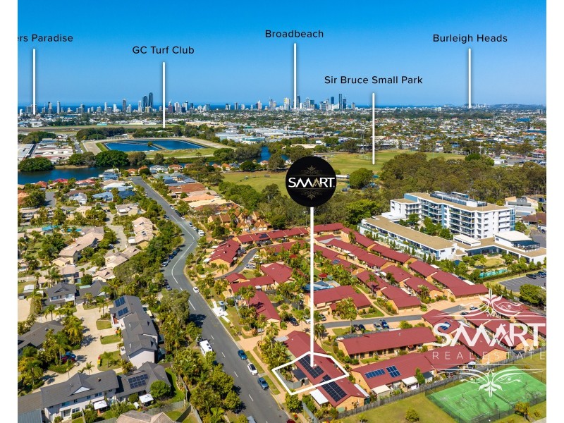 2/35 Saint Kevins Avenue, Benowa QLD 4217