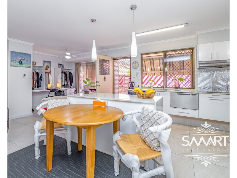 2/35 Saint Kevins Avenue, Benowa QLD 4217