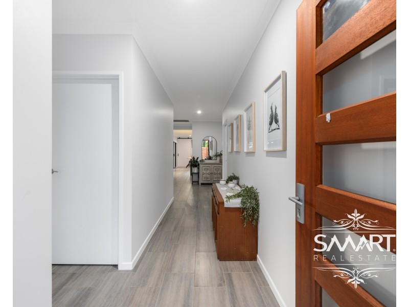 28 Aspen Way, Arundel QLD 4214