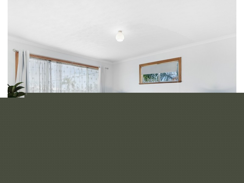 16 Lydia Grove, Southport QLD 4215