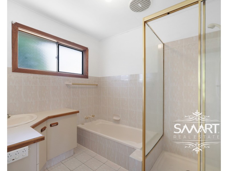 16 Lydia Grove, Southport QLD 4215