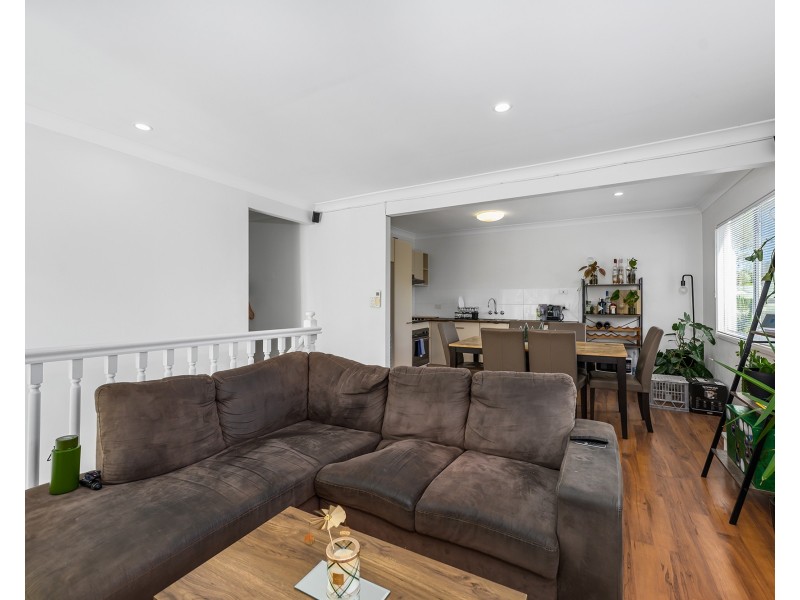 5b/30 Government Road, Labrador QLD 4215