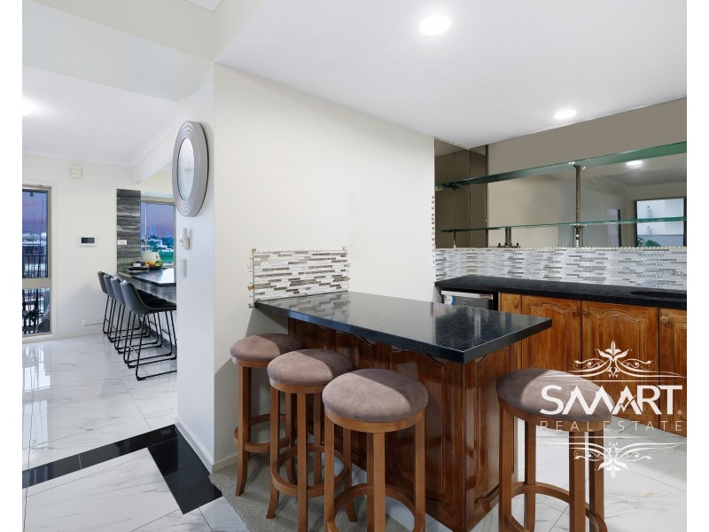 72 Waitomo Street, Broadbeach Waters QLD 4218