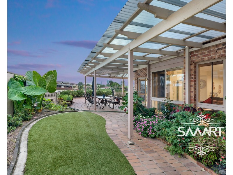 72 Waitomo Street, Broadbeach Waters QLD 4218