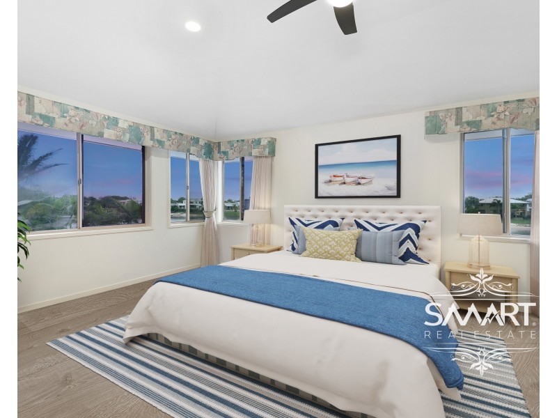 72 Waitomo Street, Broadbeach Waters QLD 4218