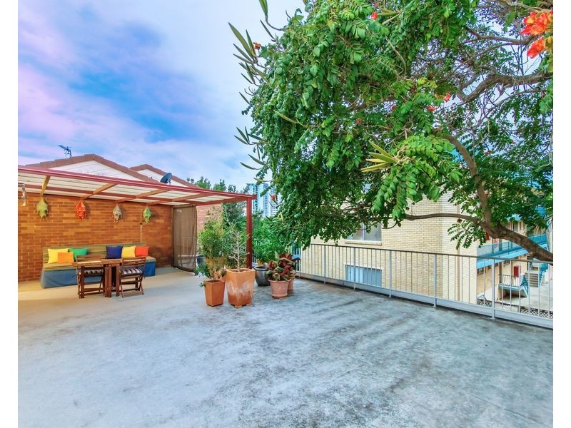 6/4 Rose Street, Southport QLD 4215