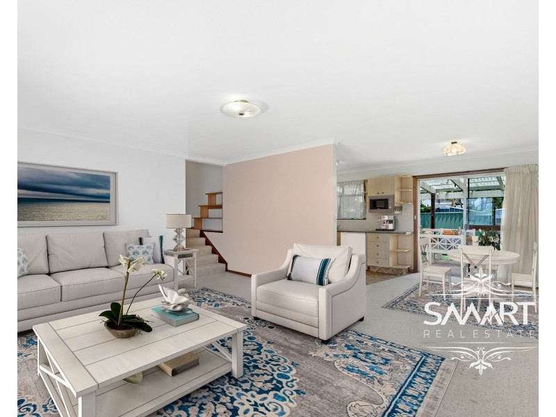 16 Lydia Grove, Southport QLD 4215