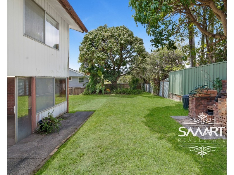 16 Lydia Grove, Southport QLD 4215