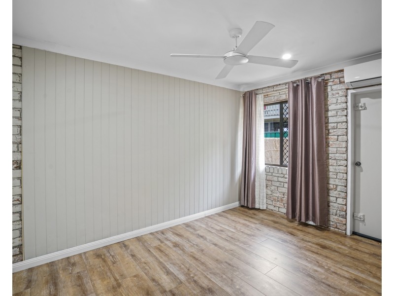 4/148 Frank Street, Labrador QLD 4215