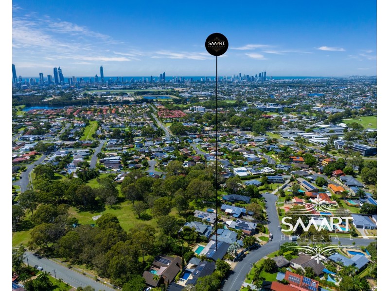 7 Tambourah Drive, Benowa QLD 4217