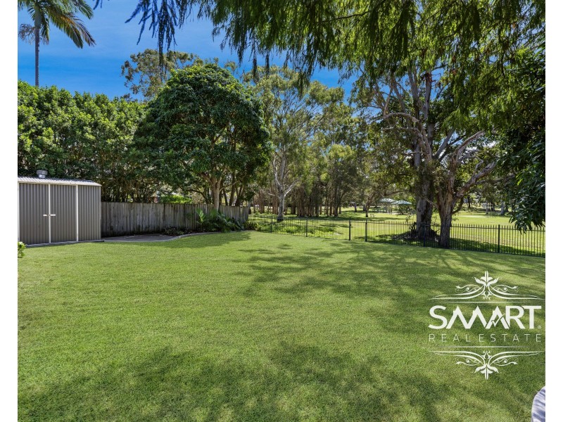 7 Tambourah Drive, Benowa QLD 4217