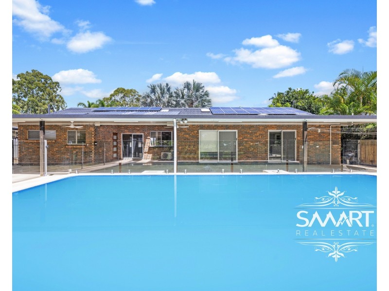 7 Tambourah Drive, Benowa QLD 4217