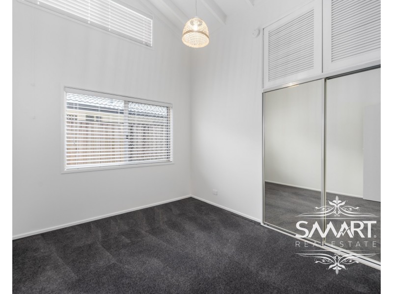 7 Tambourah Drive, Benowa QLD 4217