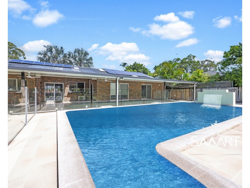 7 Tambourah Drive, Benowa QLD 4217