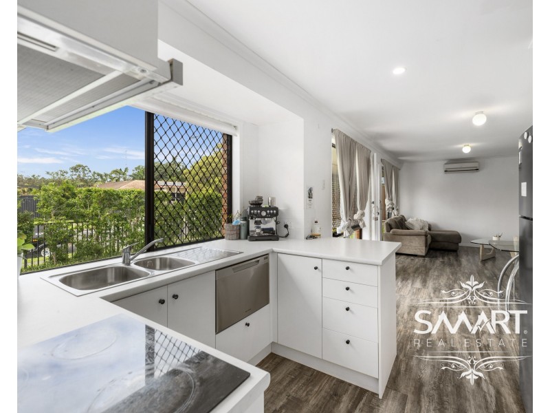 2/32 Botanical Drive, Labrador QLD 4215