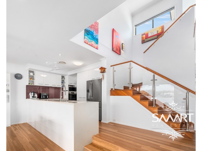 8/1 Manacor Place, Coombabah QLD 4216