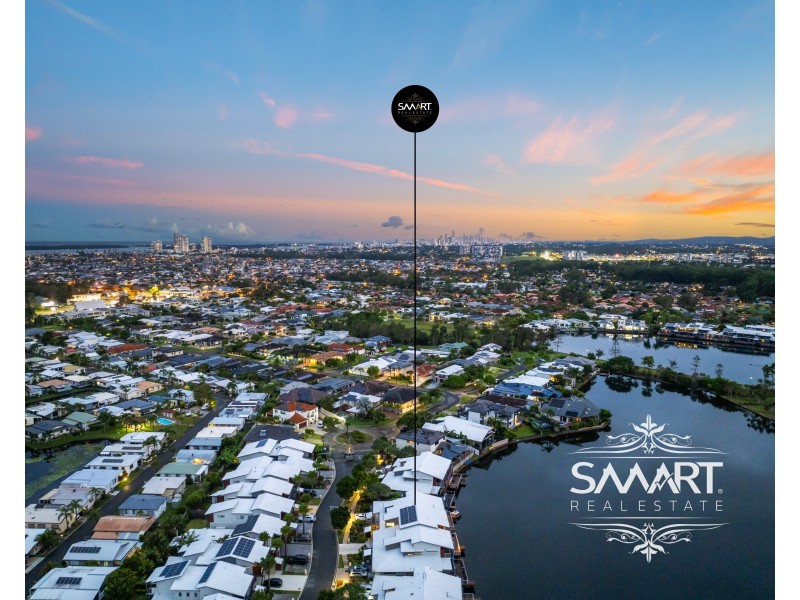 8/1 Manacor Place, Coombabah QLD 4216